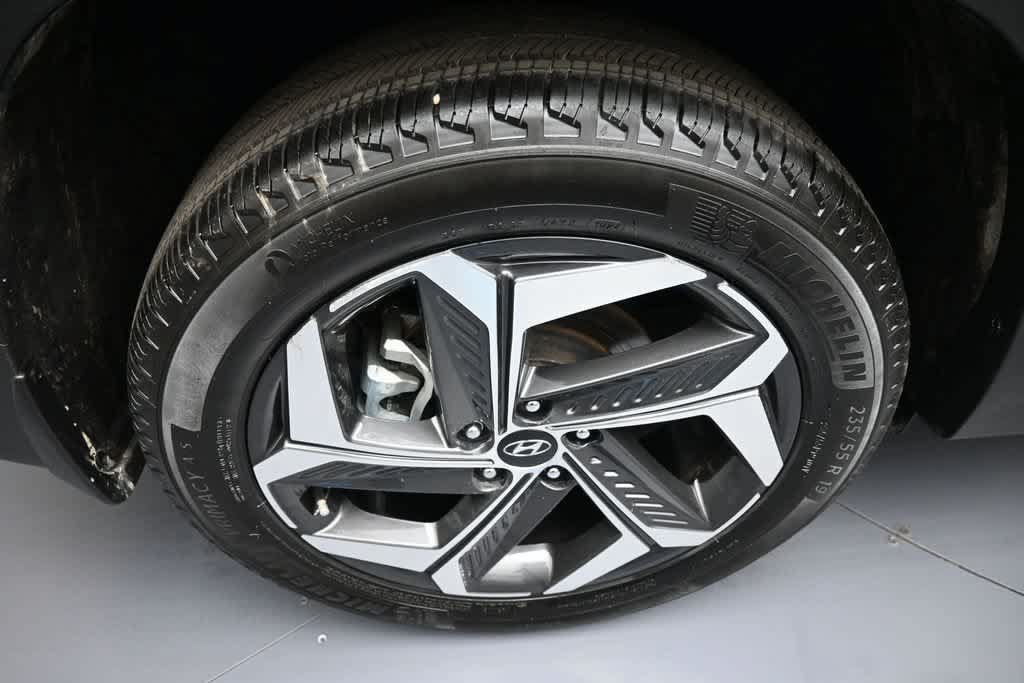 Certified 2024 Hyundai Tucson Limited AWD/4WD image 12