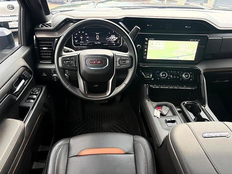 Used 2025 GMC Sierra 2500 AT4 w/ AT4 Premium Plus Package AWD/4WD image 44
