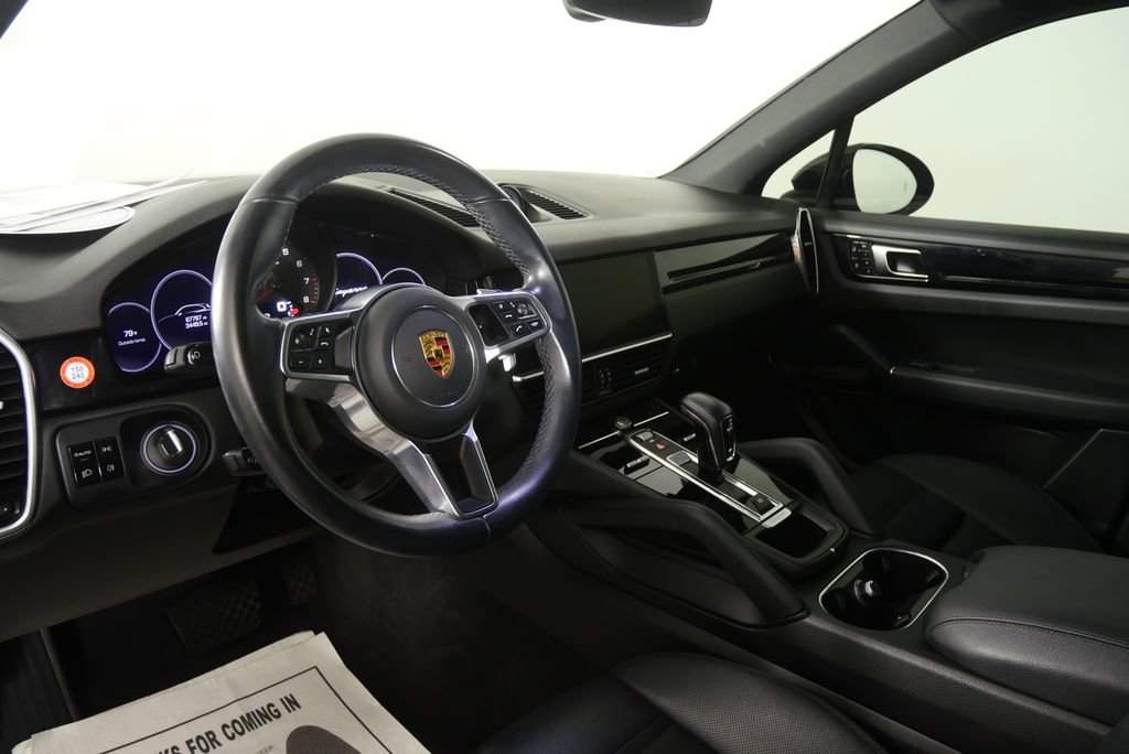 Used 2021 Porsche Cayenne AWD/4WD image 10