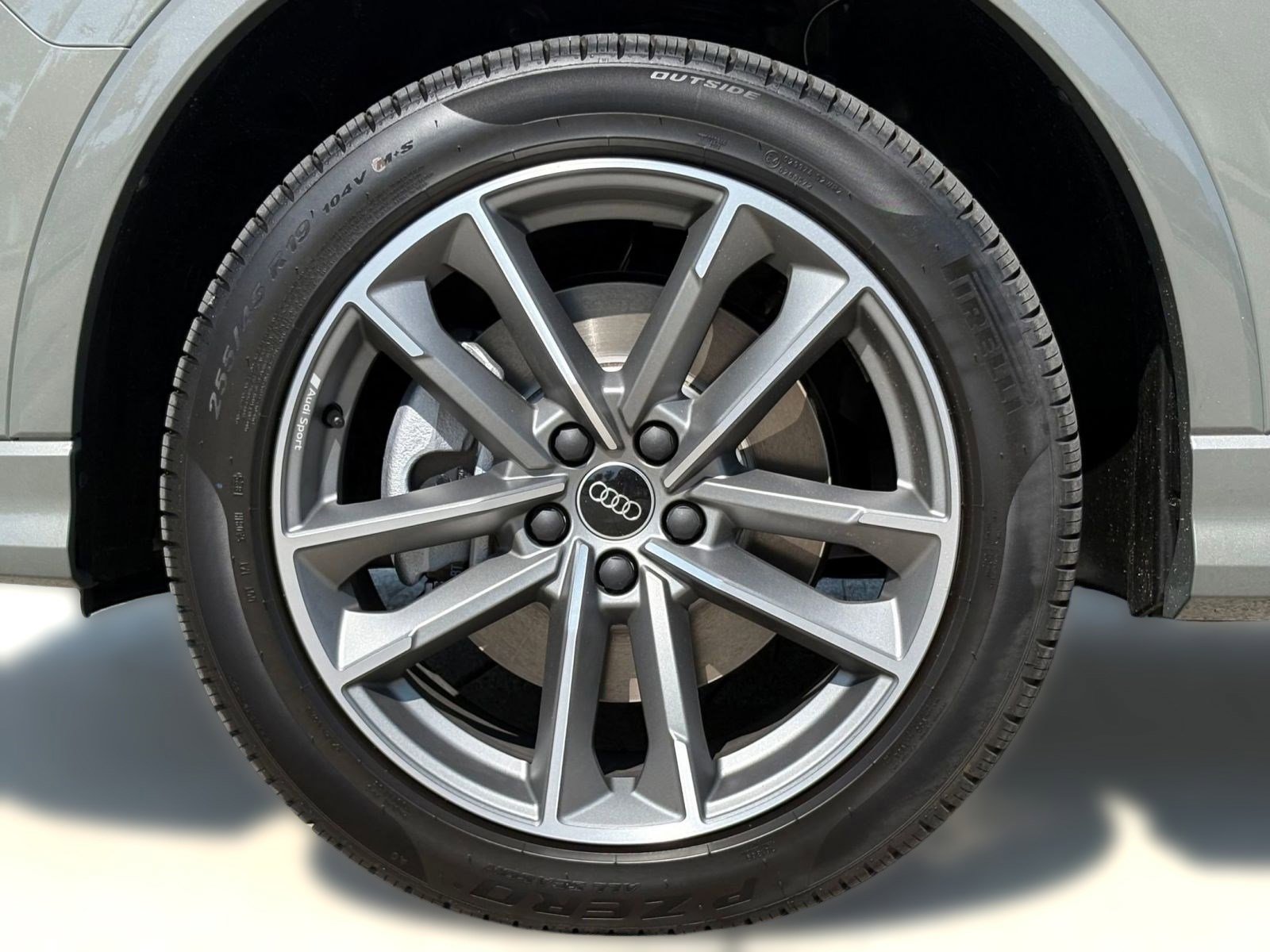 New 2025 Audi Q3 2.0T Premium image 12