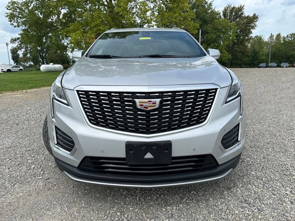 Used 2020 Cadillac XT5 Premium Luxury w/ LPO, Floor Liner Package AWD/4WD image 2
