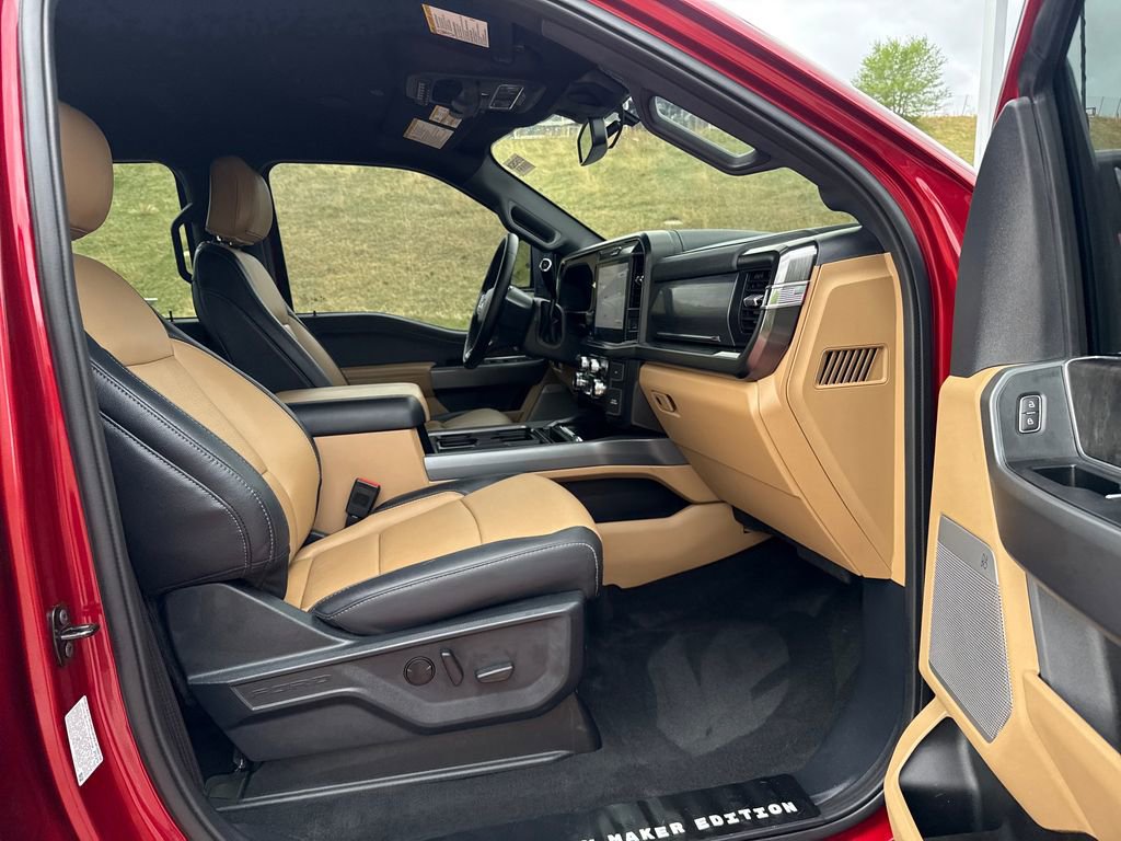 Certified 2026 Ford F250 Lariat w/ Black Appearance Package image 27