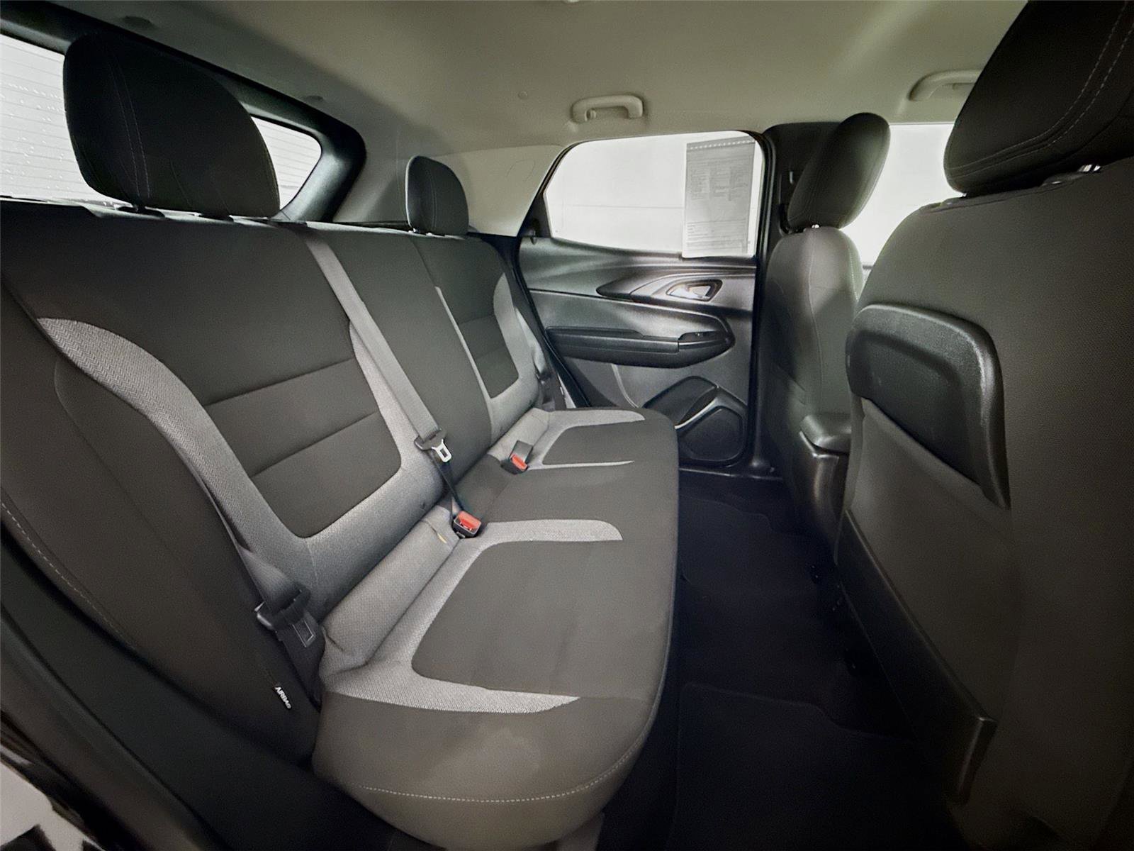 Used 2023 Chevrolet TrailBlazer LT w/ Convenience Package image 25