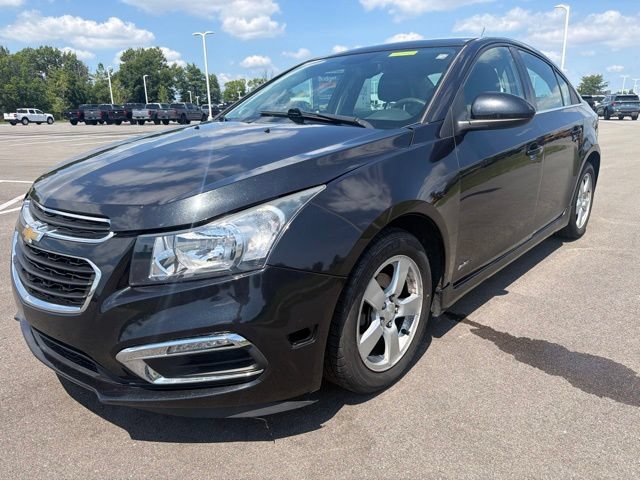 Used 2016 Chevrolet Cruze LT w/ RS Package FWD image 2