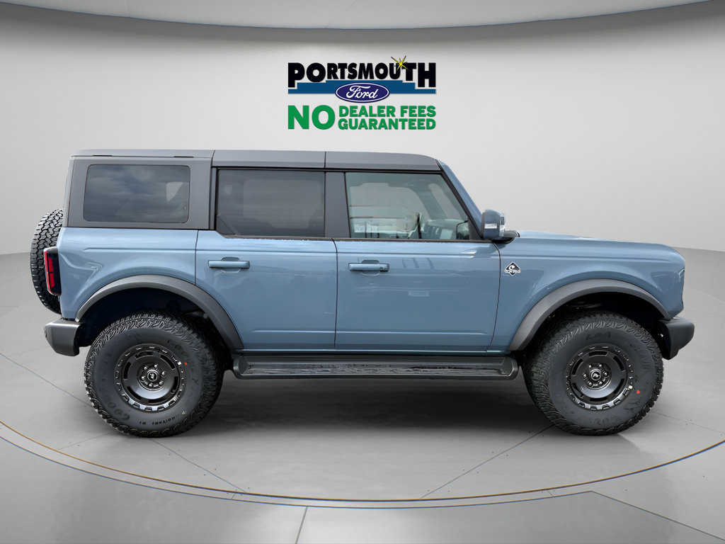 New 2025 Ford Bronco Outer Banks w/ Sasquatch Package AWD/4WD image 2