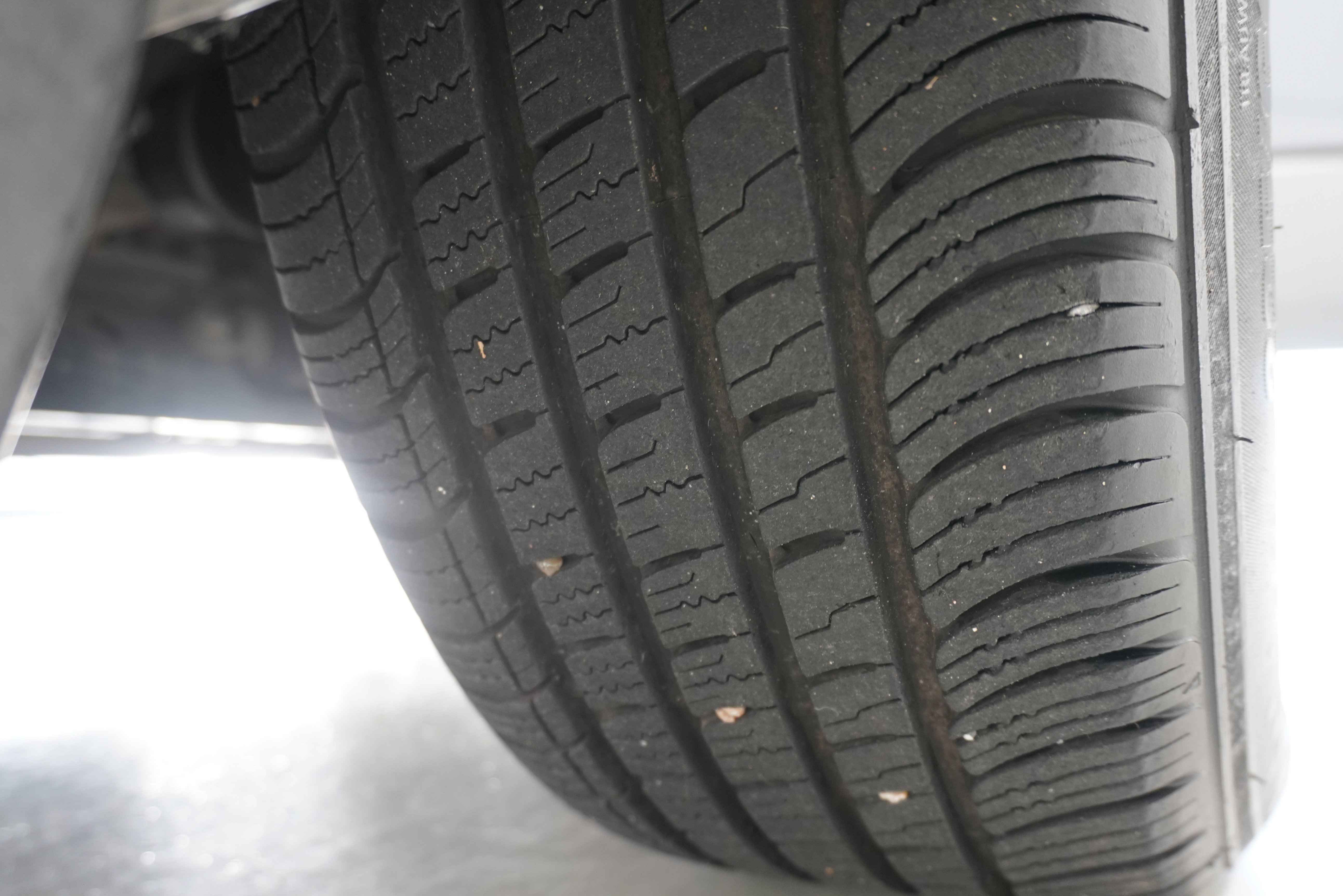 Used 2020 Buick Envision Essence image 30