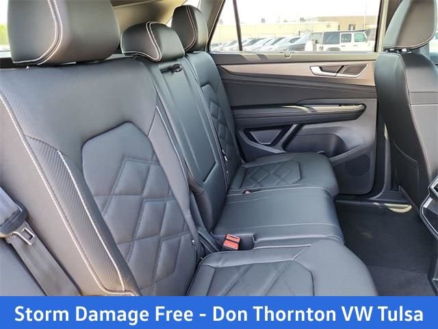New 2026 Volkswagen Atlas Cross Sport SE image 18