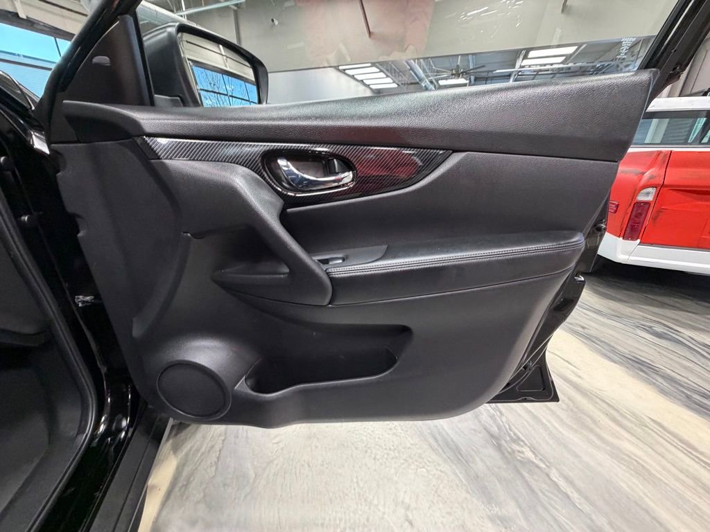 Used 2018 Nissan Rogue SL w/ Premium Package AWD/4WD image 43