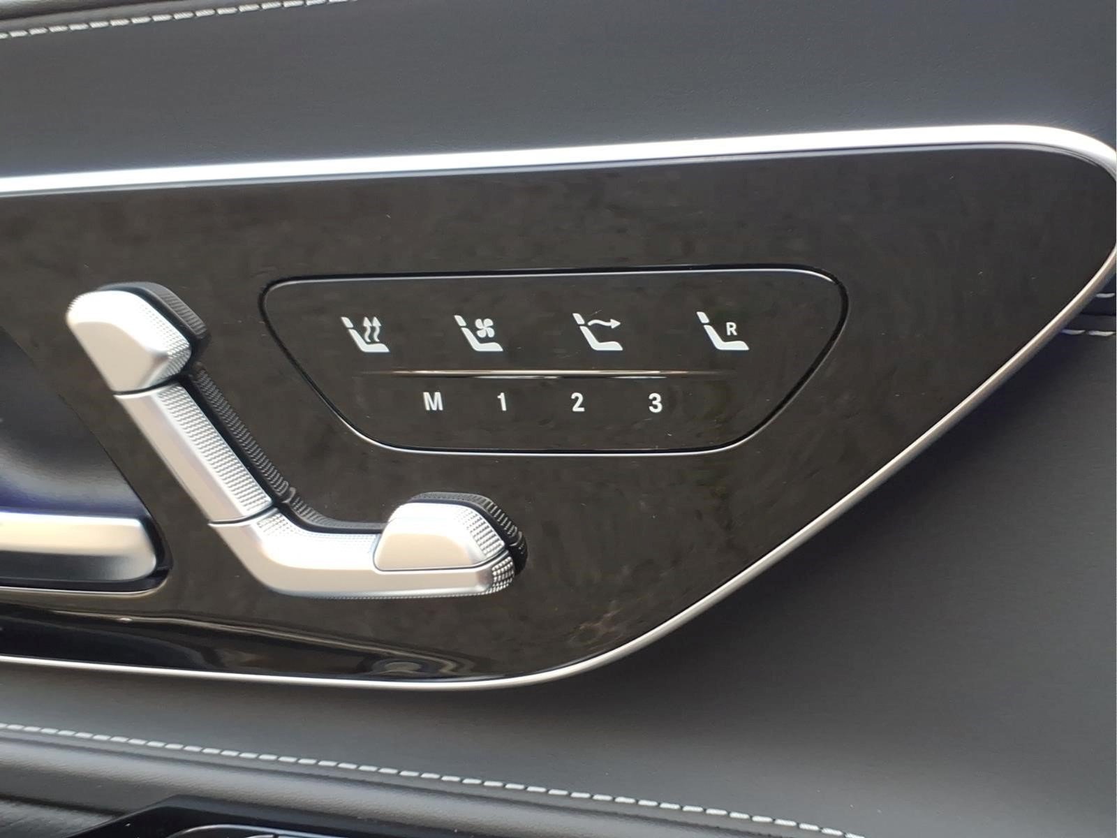 Certified 2022 Mercedes-Benz SL 63 AMG 4MATIC image 20