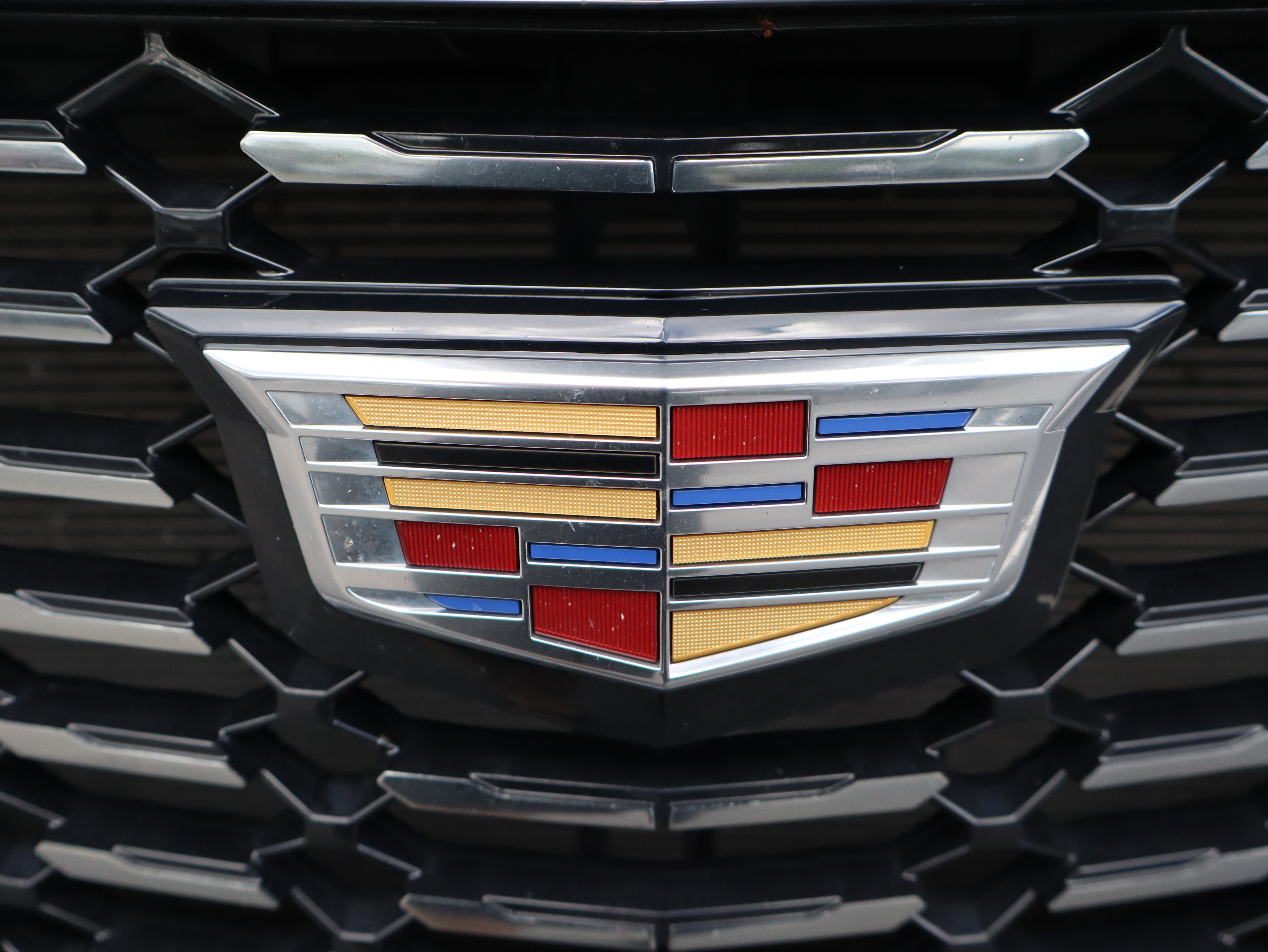 Used 2023 Cadillac XT4 Luxury w/ Cold Weather Package AWD/4WD image 48