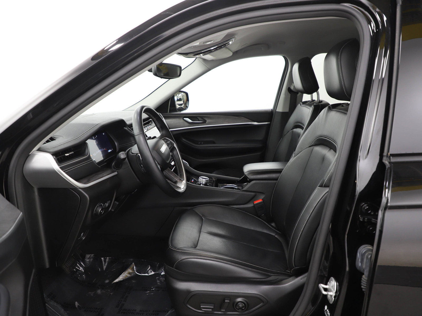 Used 2021 Jeep Grand Cherokee L Limited AWD/4WD image 19