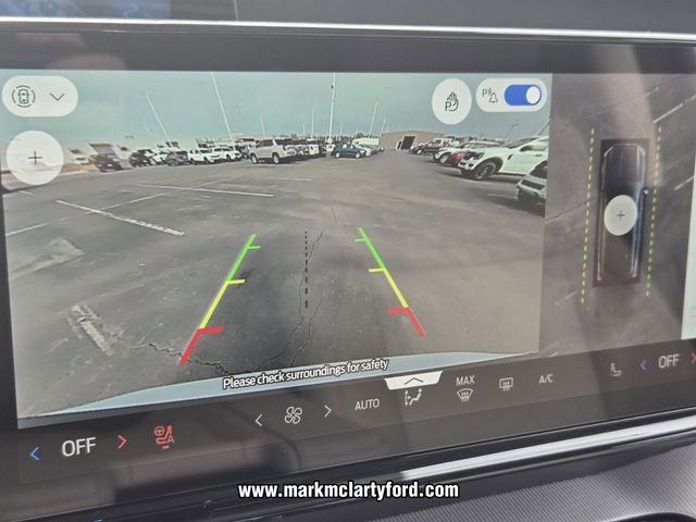 New 2026 Ford Expedition Active image 17