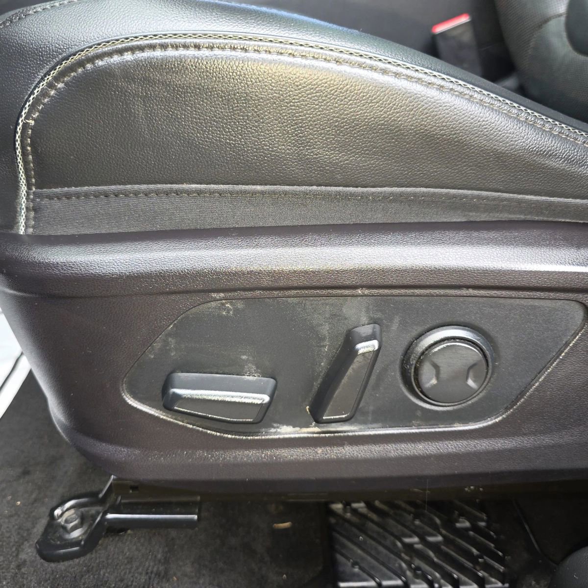 Used 2022 Hyundai Tucson Limited image 24