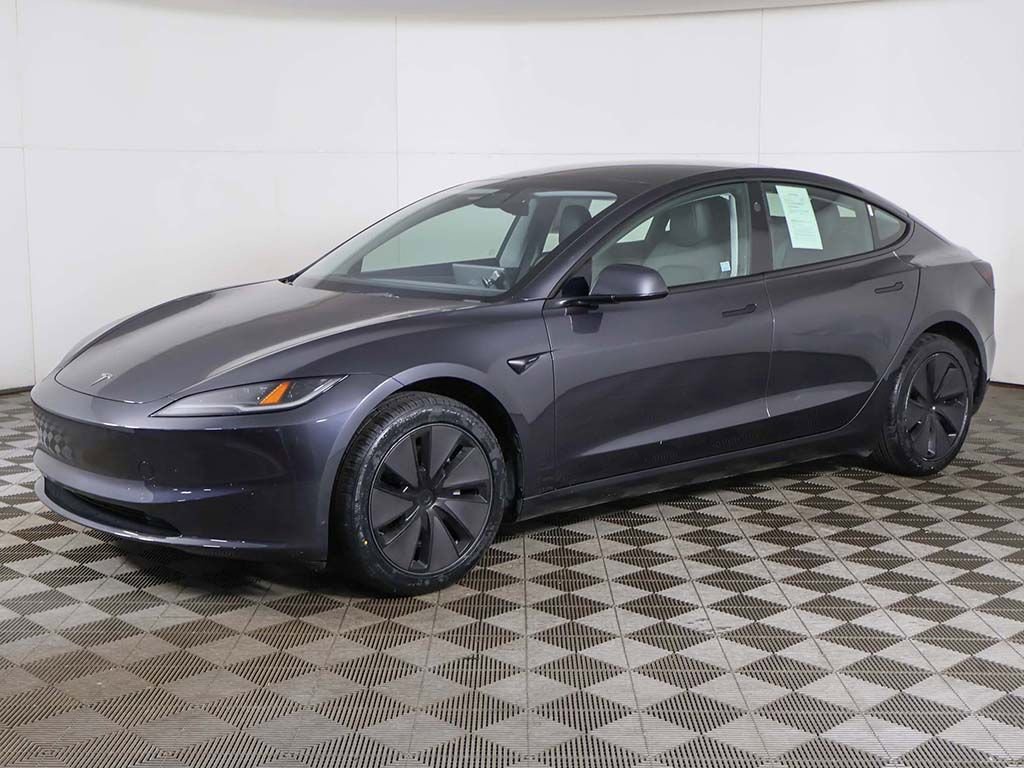 Used 2025 Tesla Model 3 Long Range RWD image 11