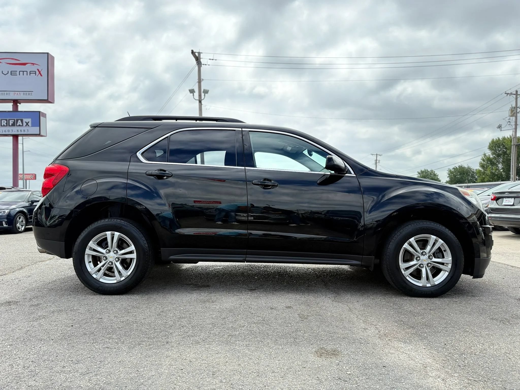 Used 2015 Chevrolet Equinox LT w/ Driver Convenience Package FWD image 3