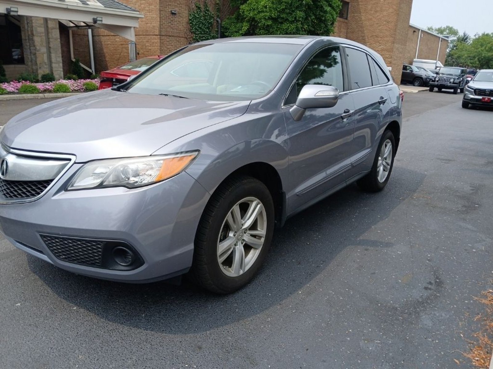 Used 2014 Acura RDX AWD image 2