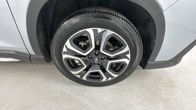 Certified 2023 Subaru Ascent Limited w/ Technology Package image 10