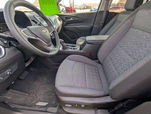 Used 2023 Chevrolet Equinox LT image 13