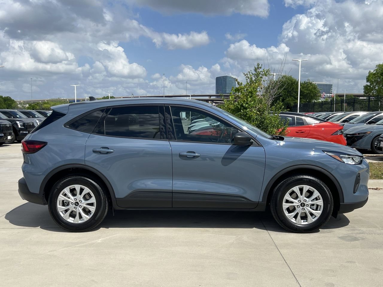 Used 2026 Ford Escape Active FWD image 3
