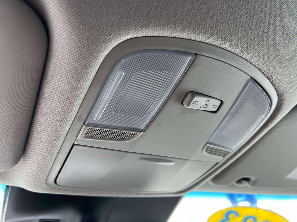 Used 2023 Hyundai Kona SEL w/ Cargo Package image 31