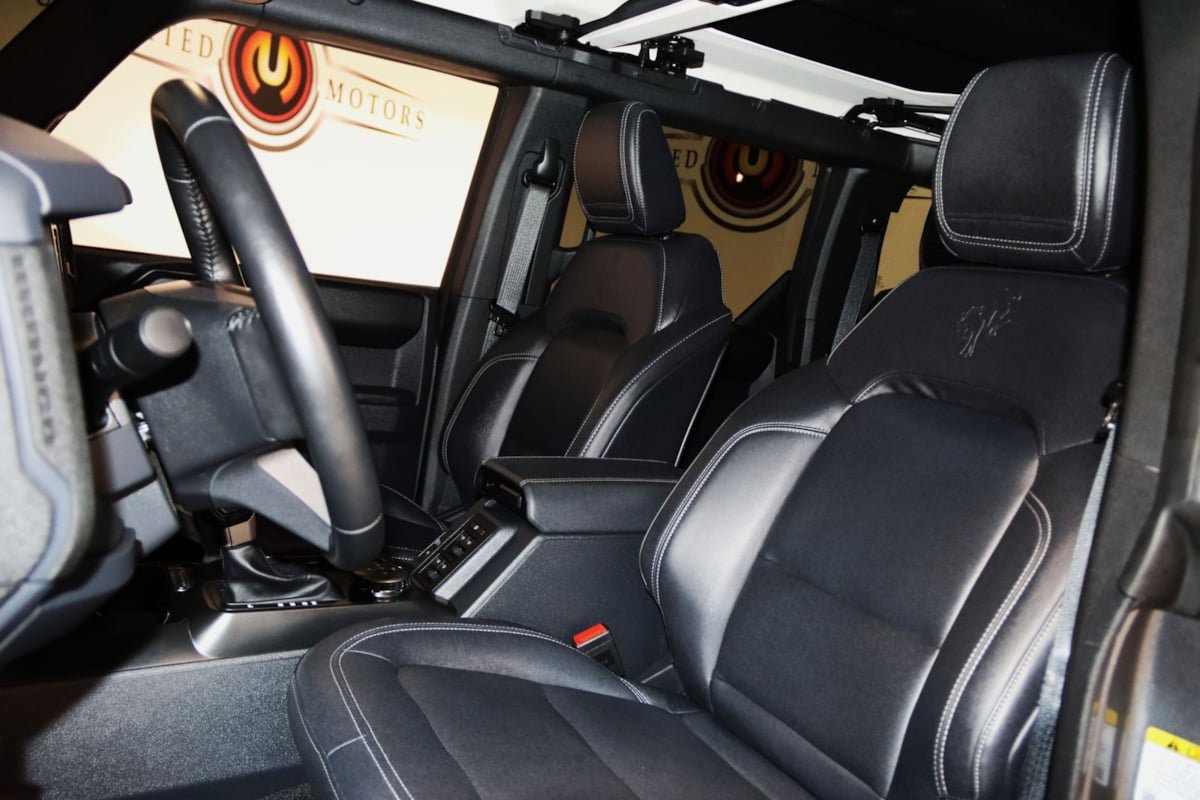 Used 2025 Ford Bronco Badlands AWD/4WD image 38