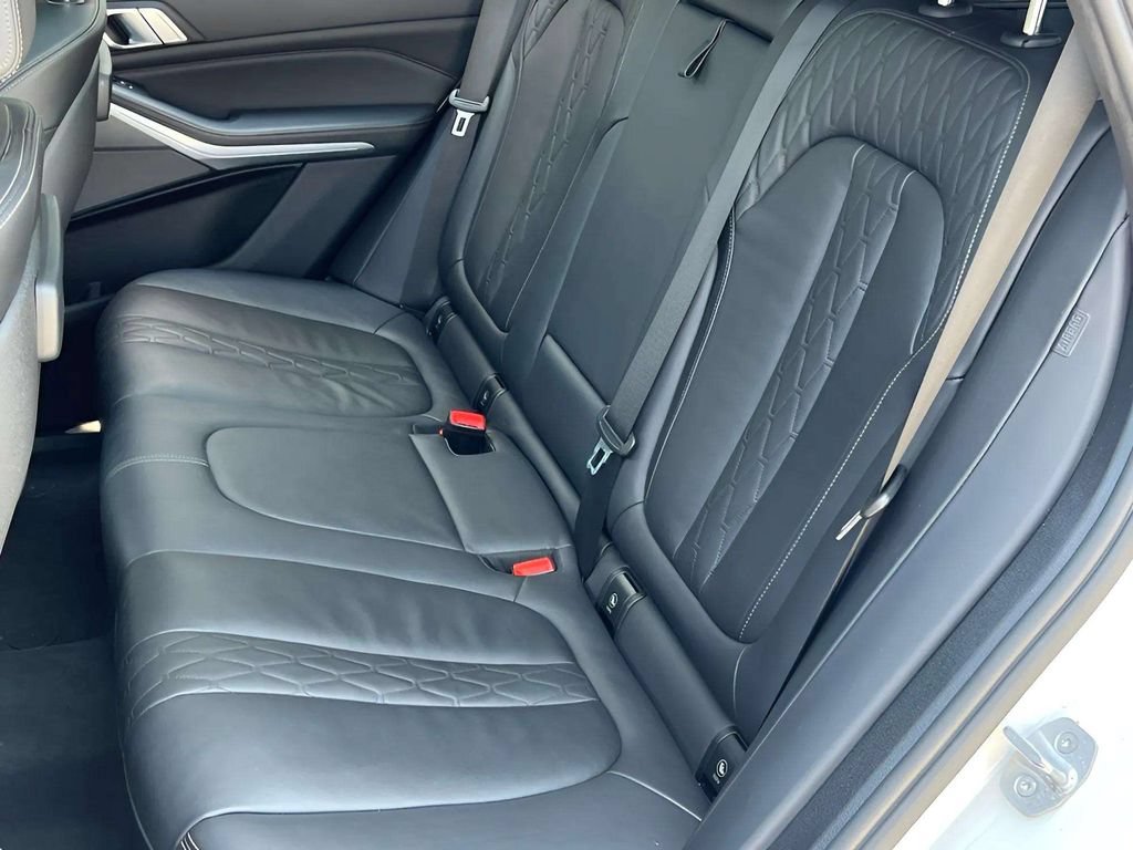 Used 2020 BMW X5 M50i w/ Executive Package AWD/4WD image 11