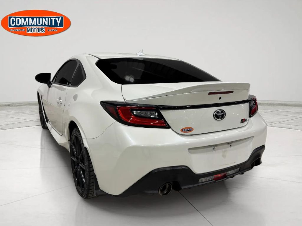 Used 2023 Toyota GR86 Premium image 5