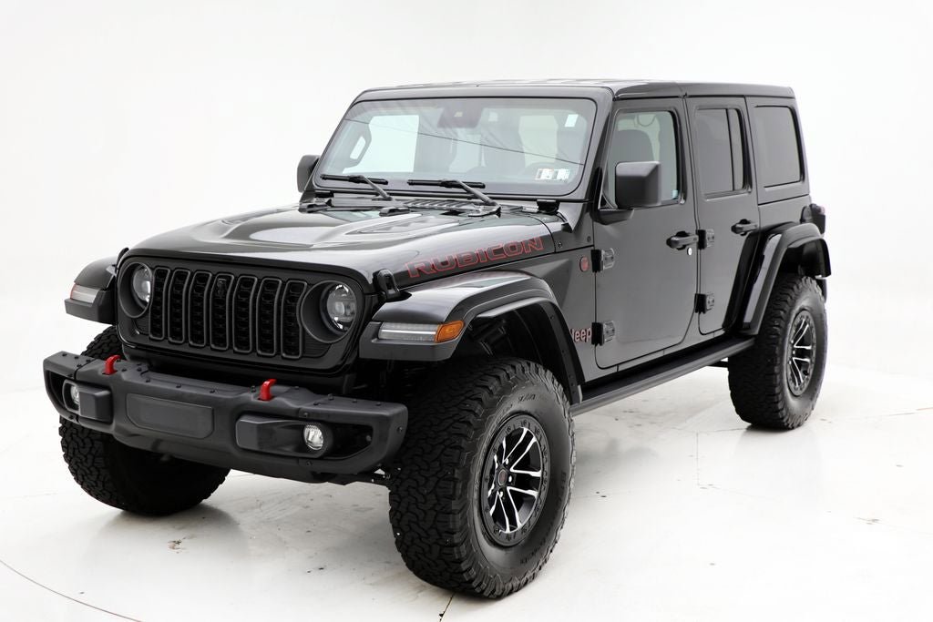 Used 2024 Jeep Wrangler Unlimited Rubicon AWD/4WD image 3