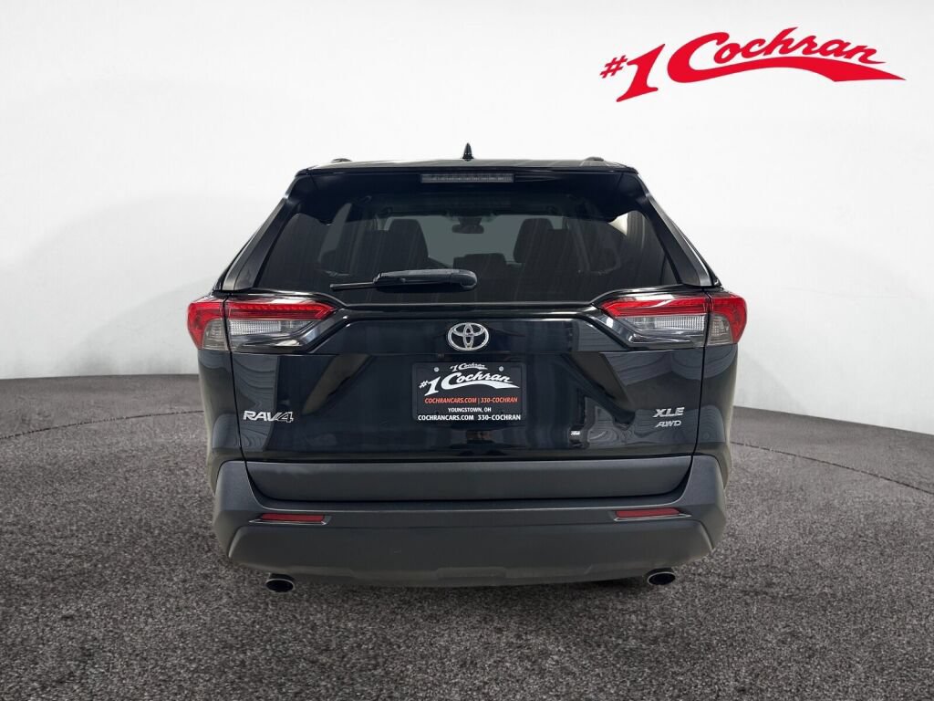 Used 2021 Toyota RAV4 XLE w/ Convenience Package AWD/4WD image 22