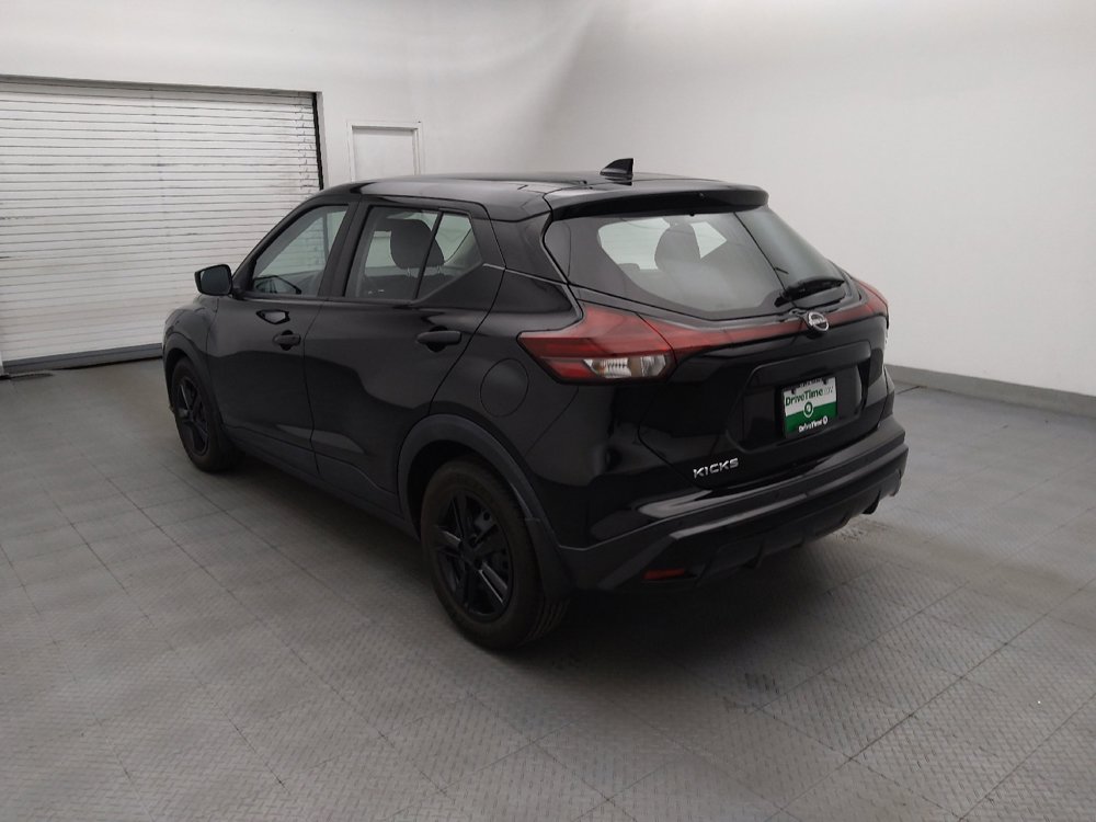 Used 2022 Nissan Kicks S FWD image 5