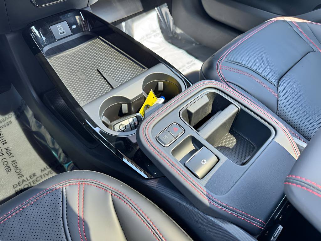 Used 2025 Ford Mustang Mach-E Premium w/ Sport Appearance Package AWD/4WD image 33