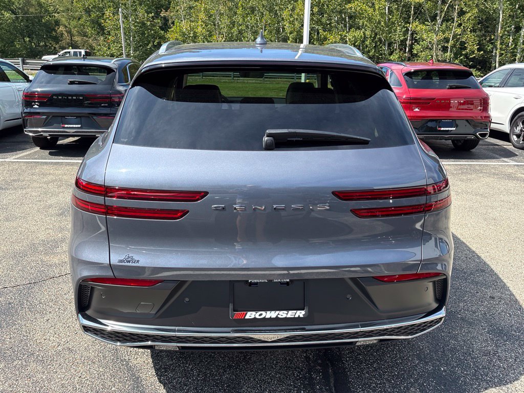 New 2027 Genesis GV70 2.5T Select AWD/4WD image 4