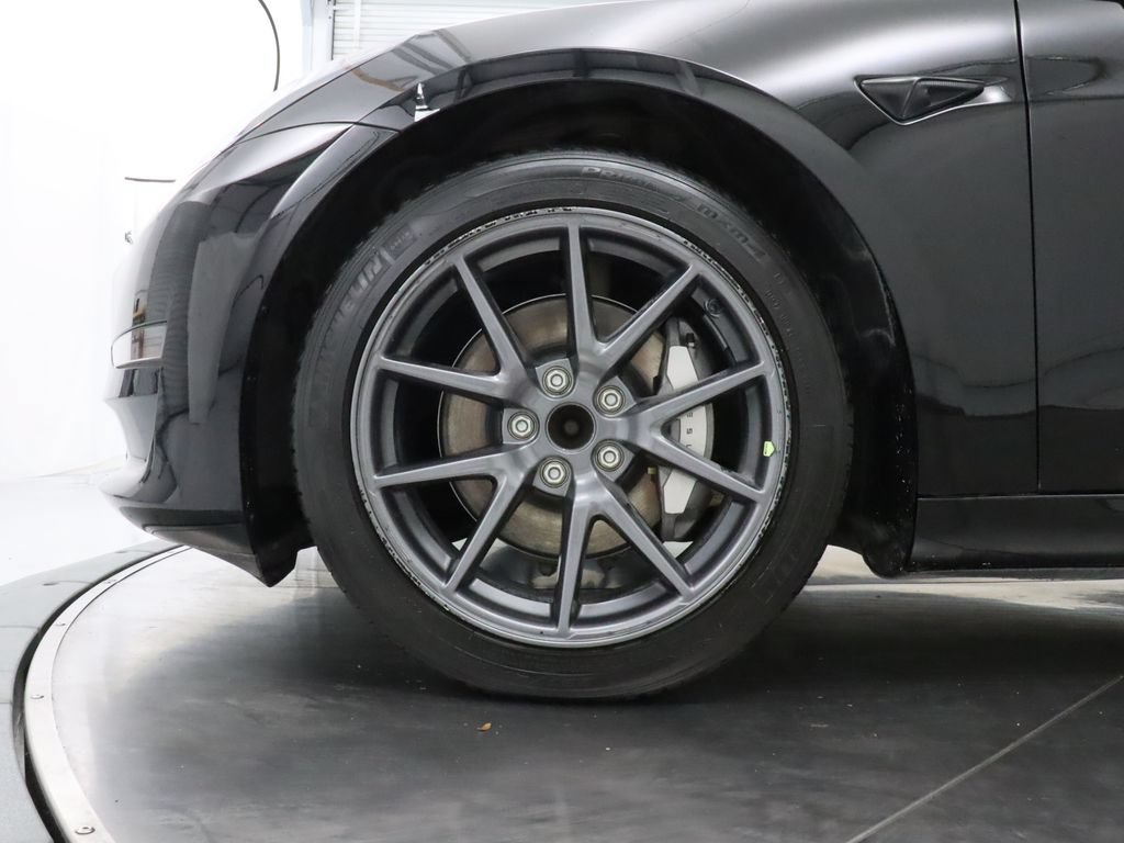 Used 2022 Tesla Model 3 Long Range AWD/4WD image 36