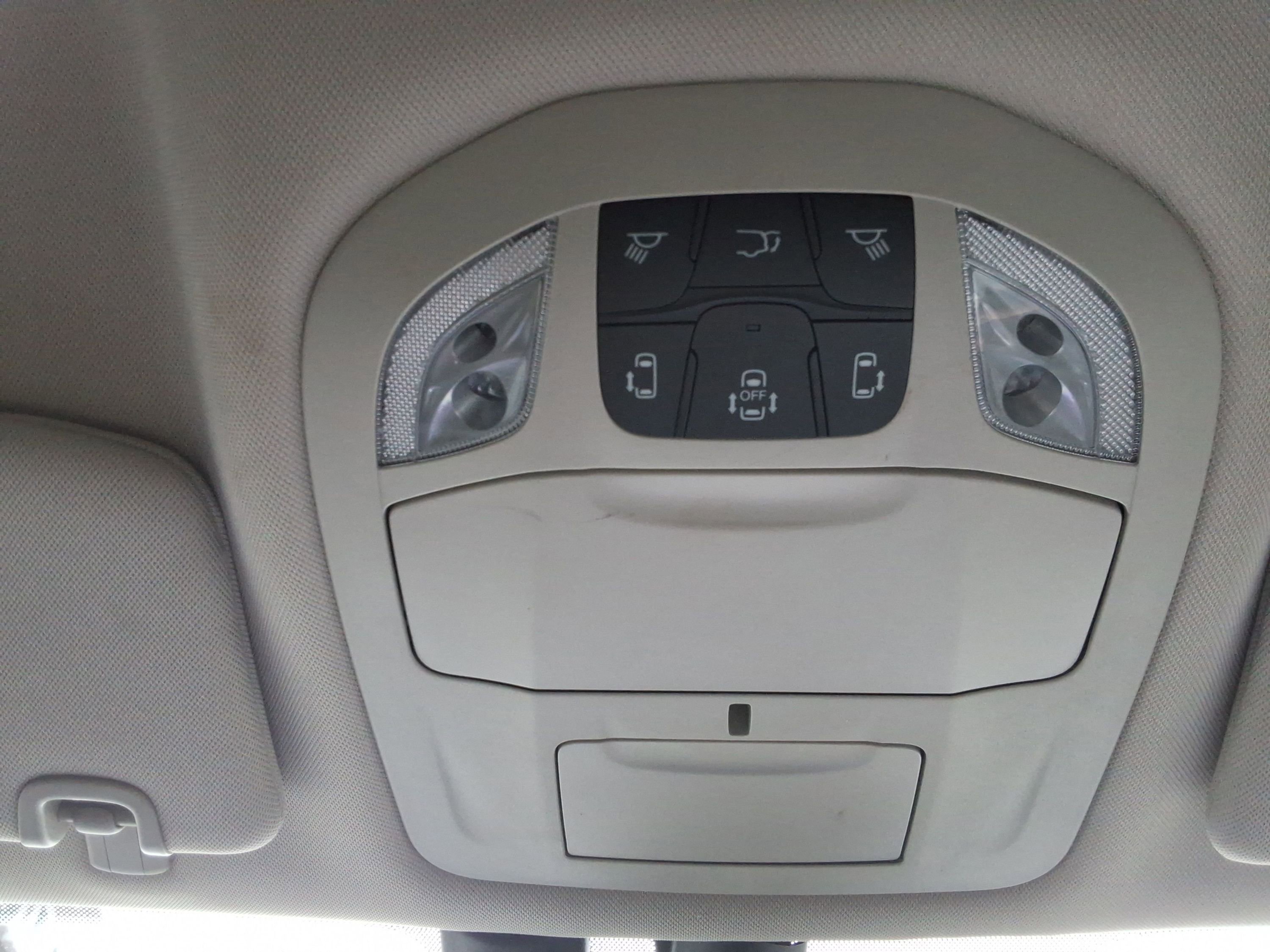 Used 2022 Chrysler Pacifica Touring-L image 19