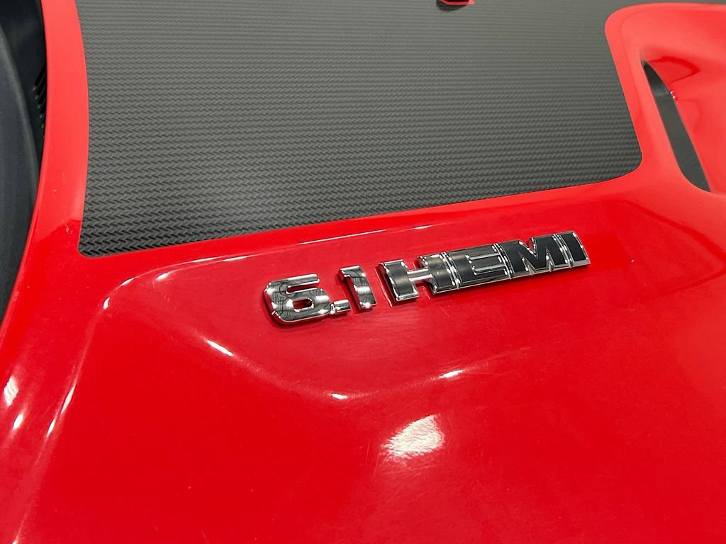 Used 2009 Dodge Challenger SRT8 image 39