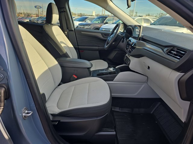 Used 2025 Ford Escape Active w/ Cold Weather Package image 20