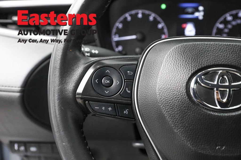 Used 2024 Toyota Corolla Cross LE image 15