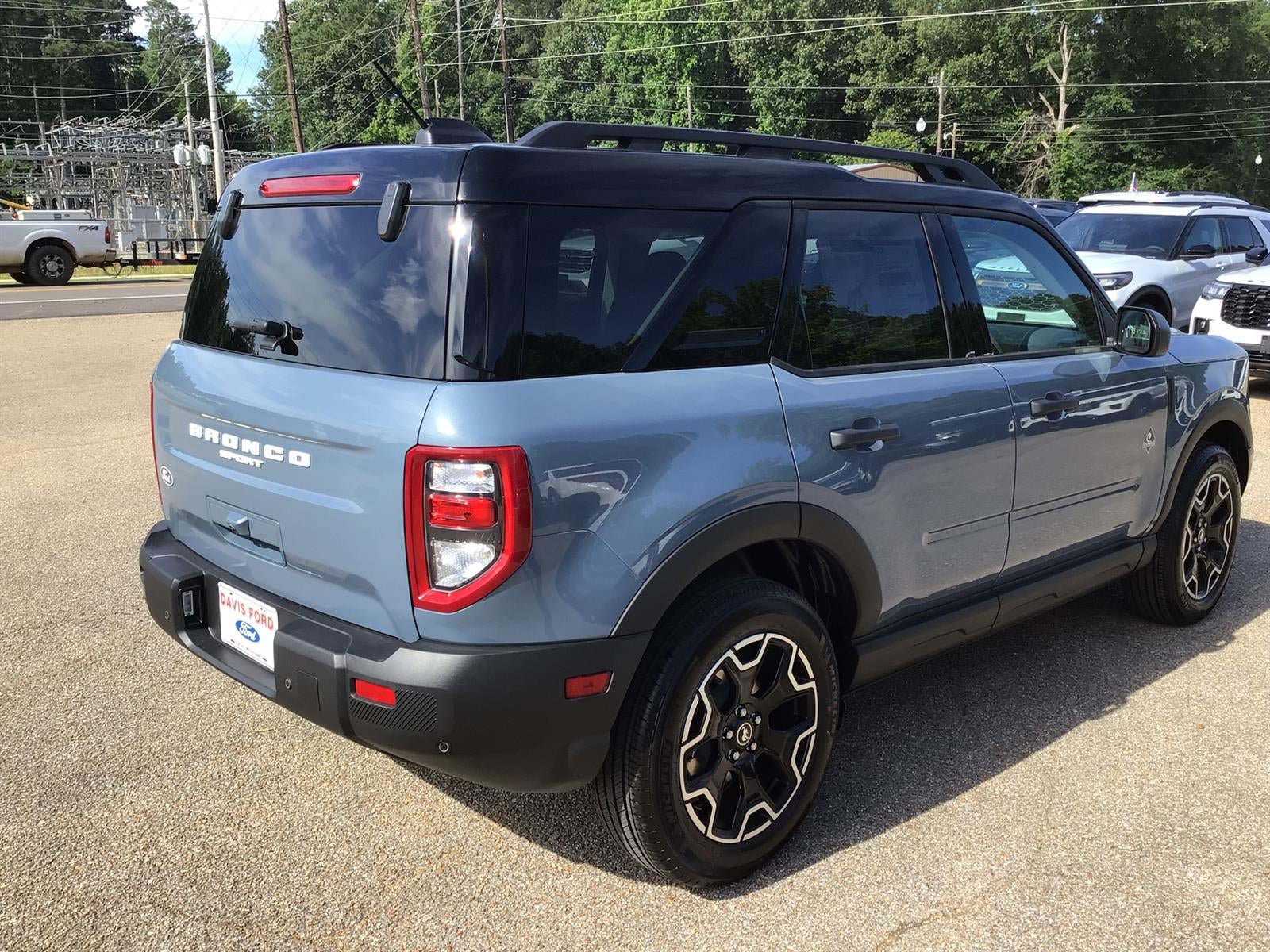 New 2026 Ford Bronco Sport Outer Banks AWD/4WD image 8