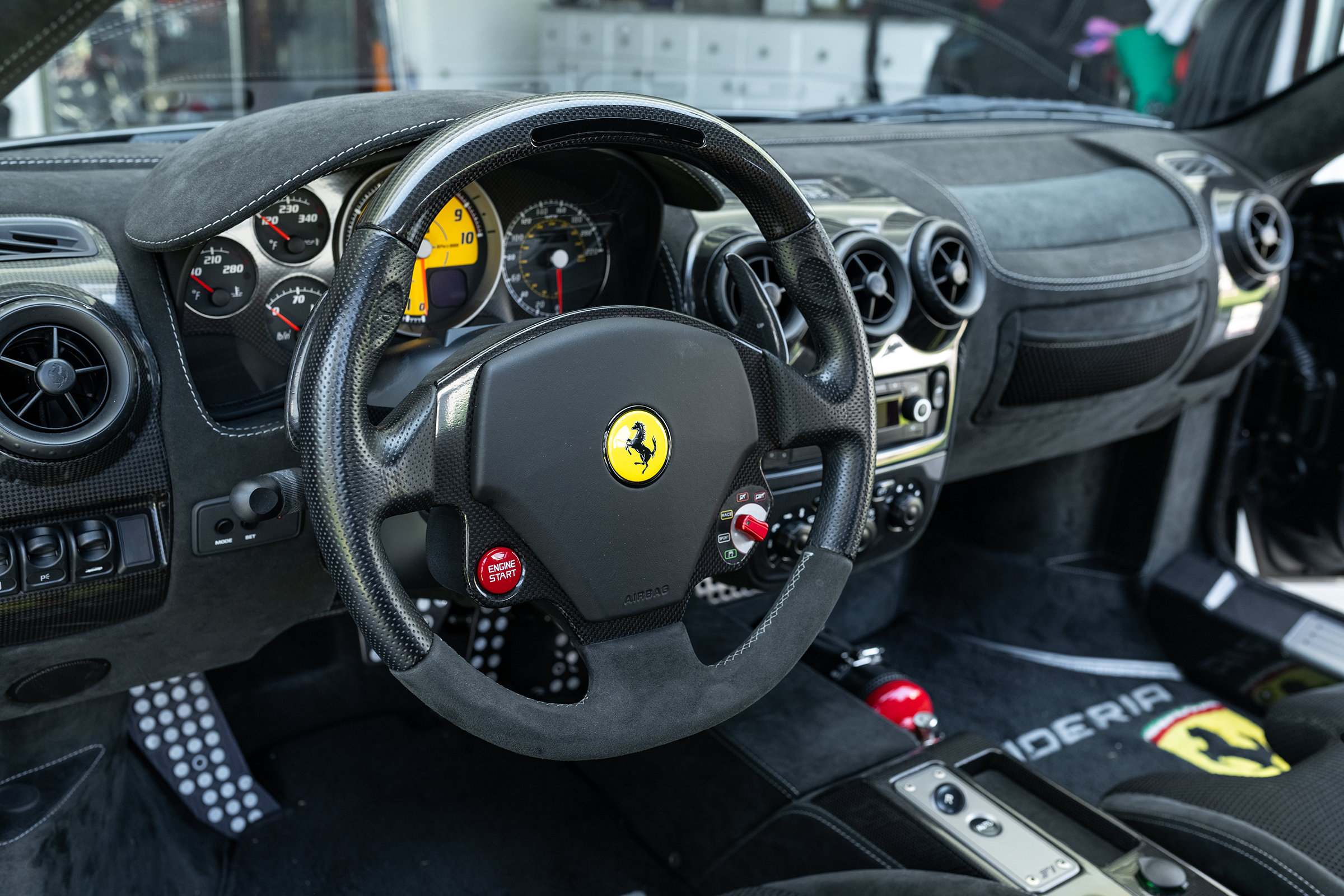 Used 2008 Ferrari F430 Scuderia RWD image 3