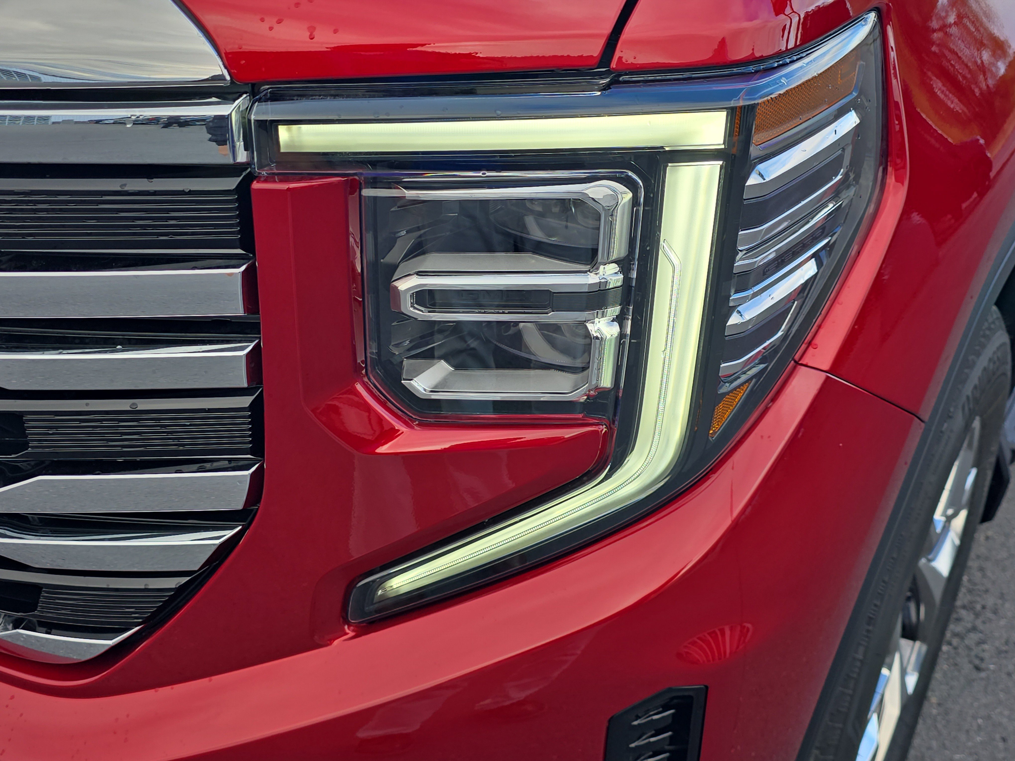 New 2026 GMC Sierra 1500 SLT w/ SLT Premium Plus Package image 9