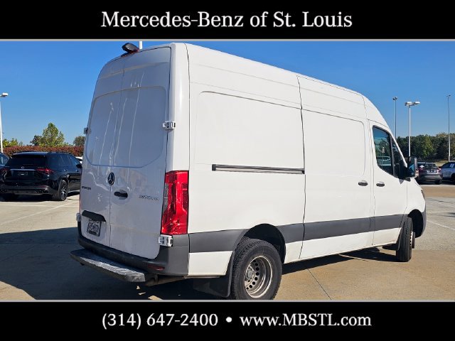 Used 2021 Mercedes-Benz Sprinter 3500 image 3