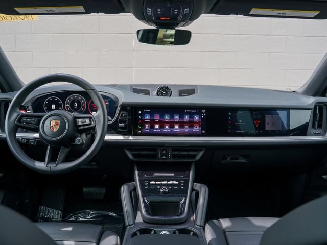 Certified 2026 Porsche Cayenne Coupe AWD/4WD image 21
