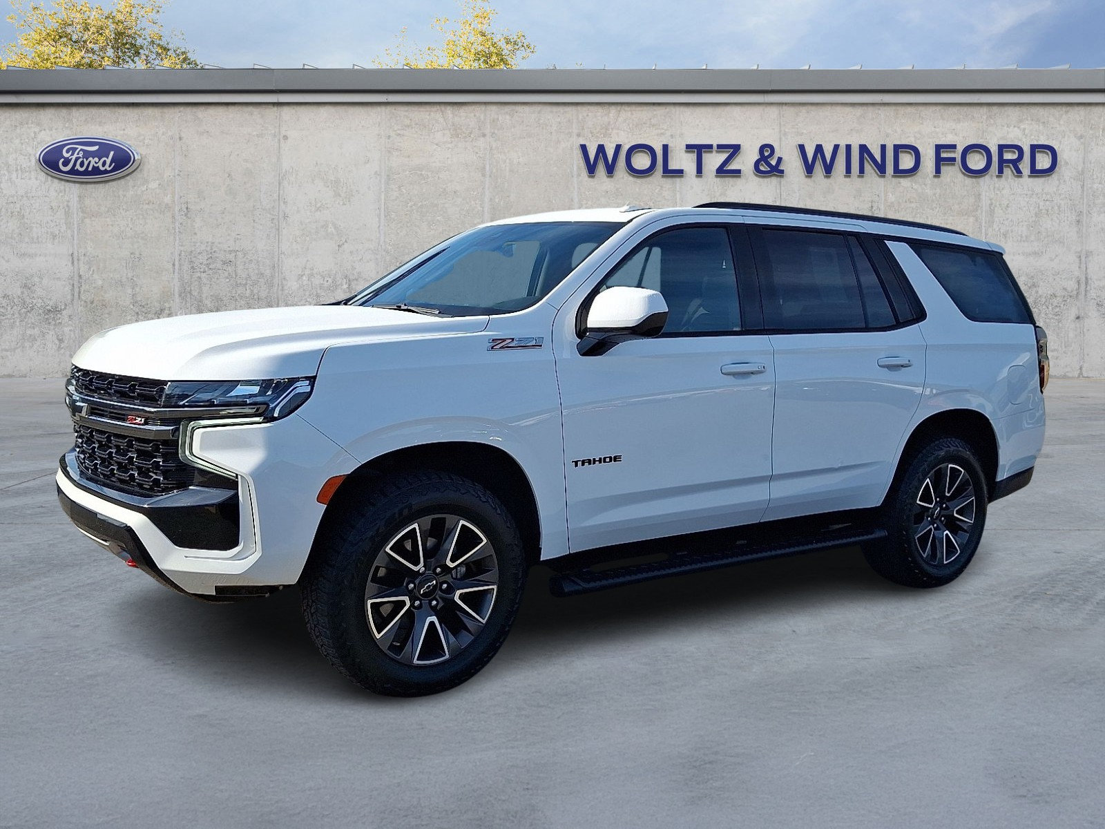 Used 2022 Chevrolet Tahoe Z71 AWD/4WD image 3