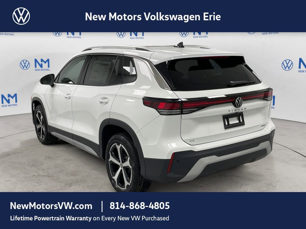 New 2026 Volkswagen Tiguan SE AWD/4WD image 2