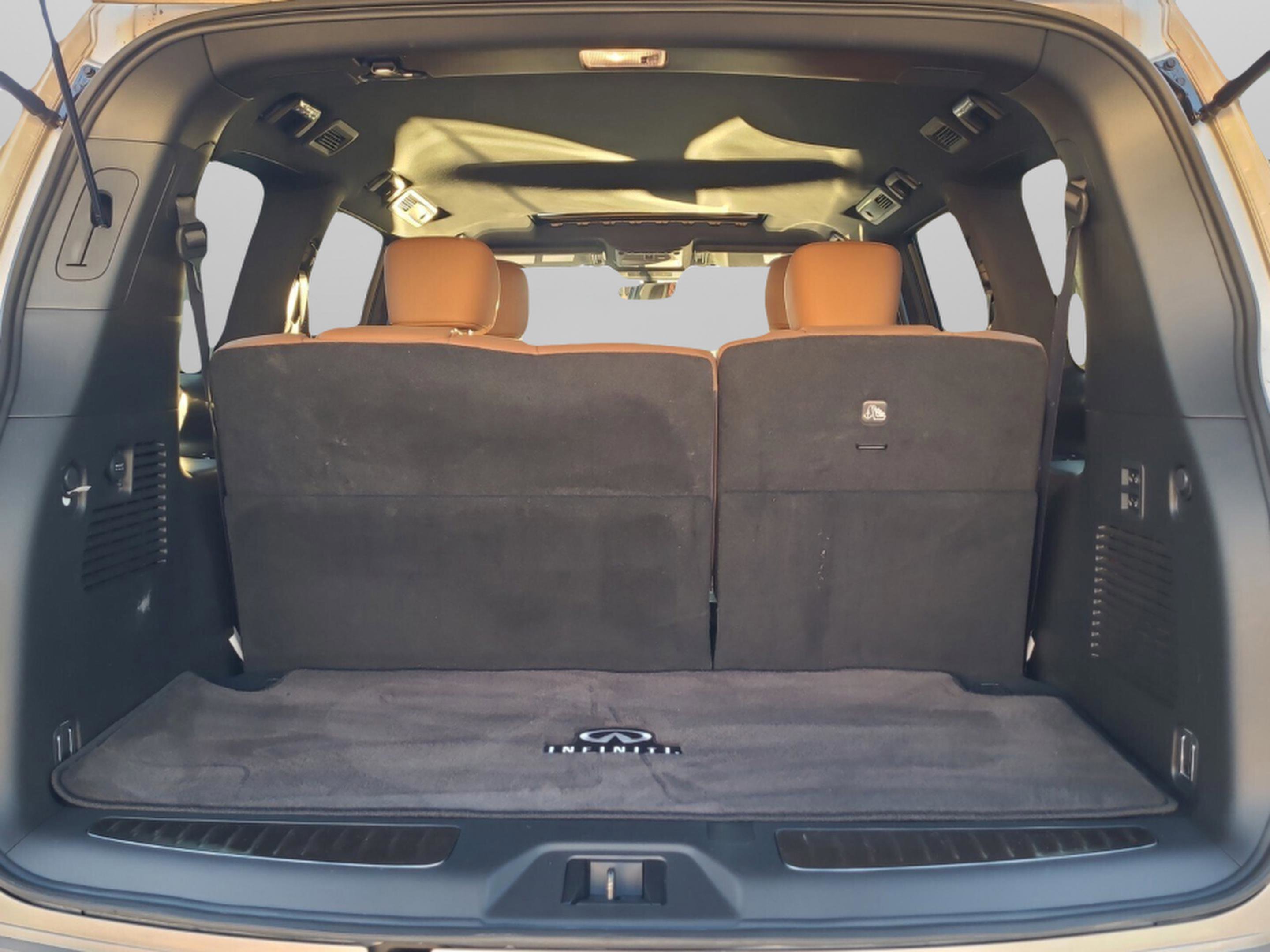 Used 2024 INFINITI QX80 Sensory image 30