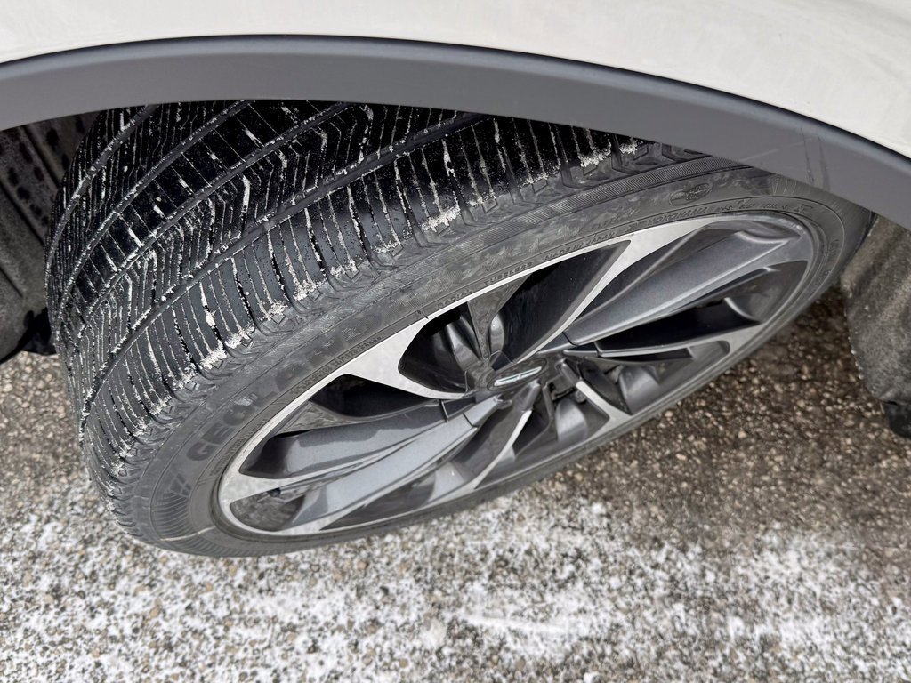 Used 2020 Lincoln Aviator Reserve w/ Equipment Group 202A image 32