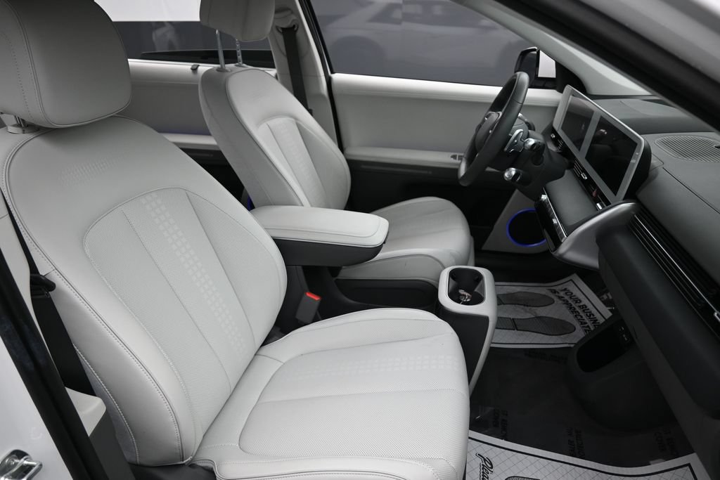 Used 2024 Hyundai Ioniq 5 Limited AWD/4WD image 35