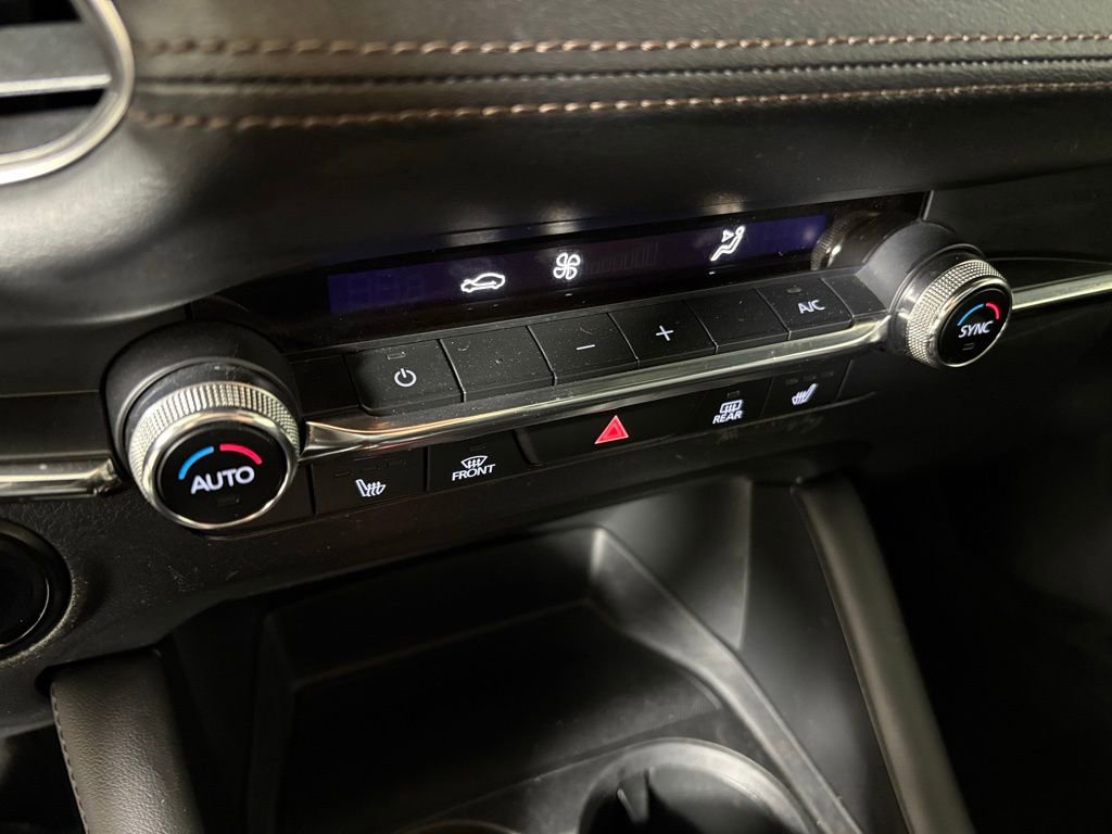 Used 2022 MAZDA MAZDA3 s image 29