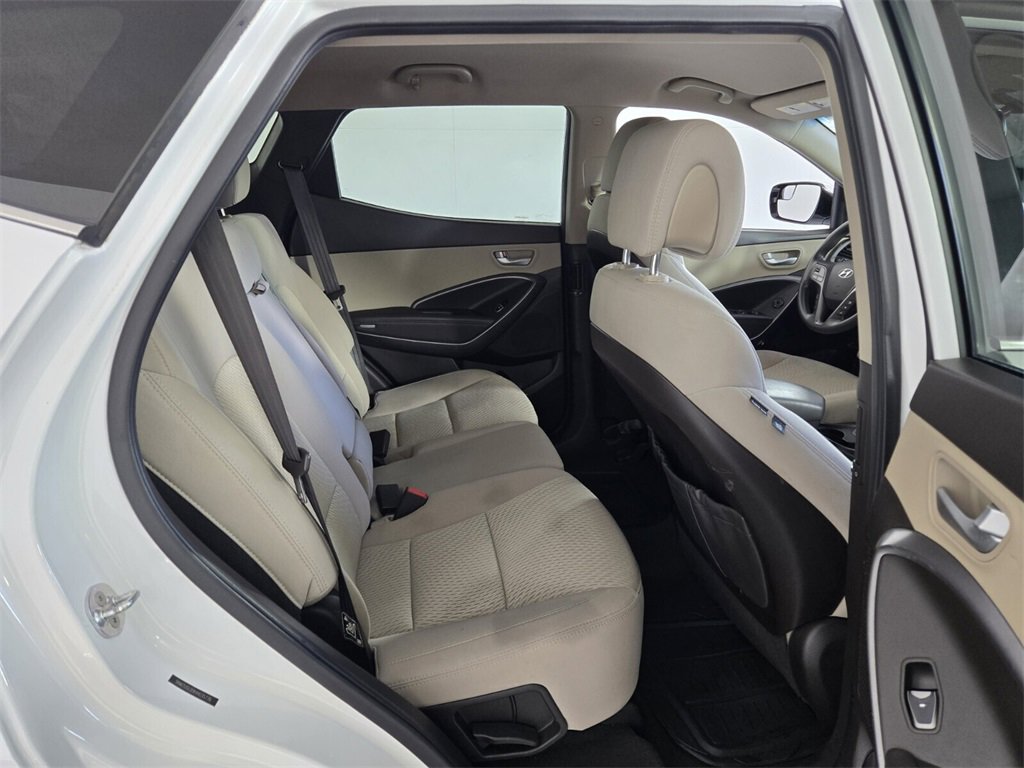 Used 2017 Hyundai Santa Fe Sport image 17