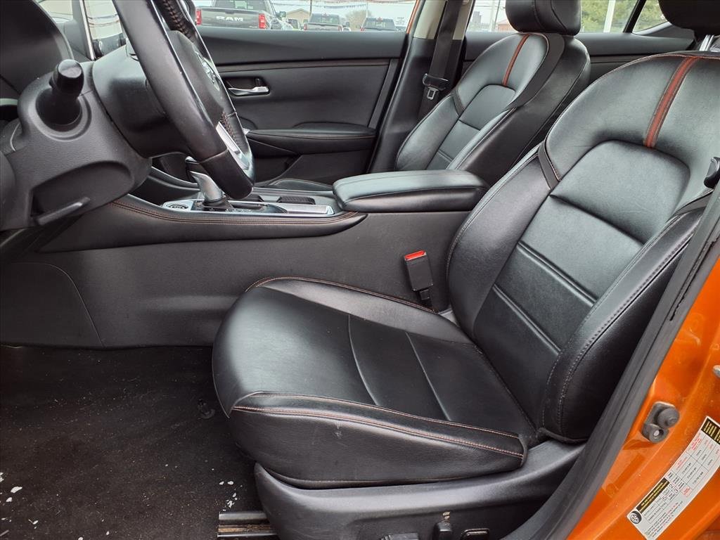 Used 2020 Nissan Sentra SR w/ Premium Package image 3